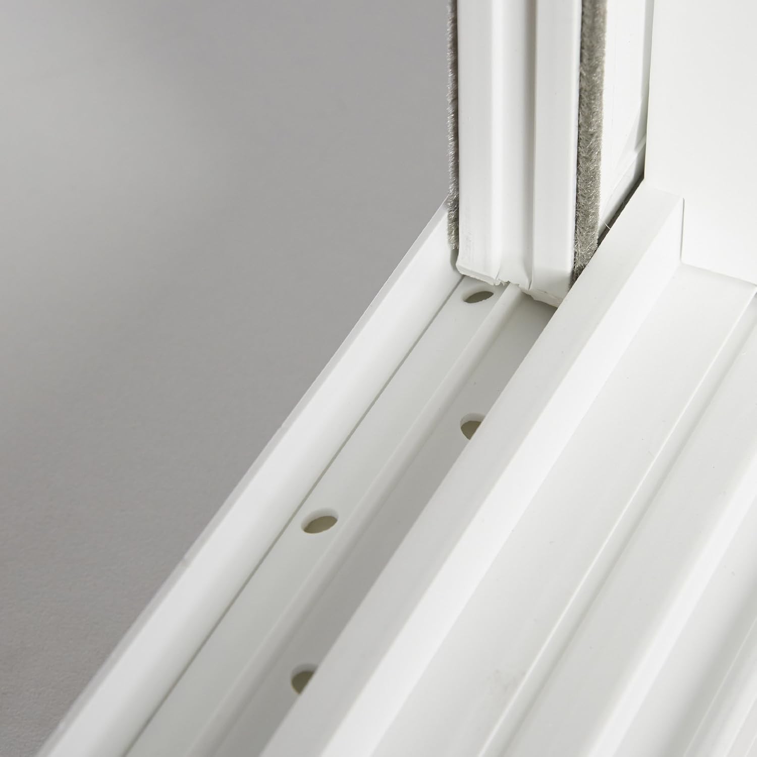VBSI3214PR Window, 32" x 14", White