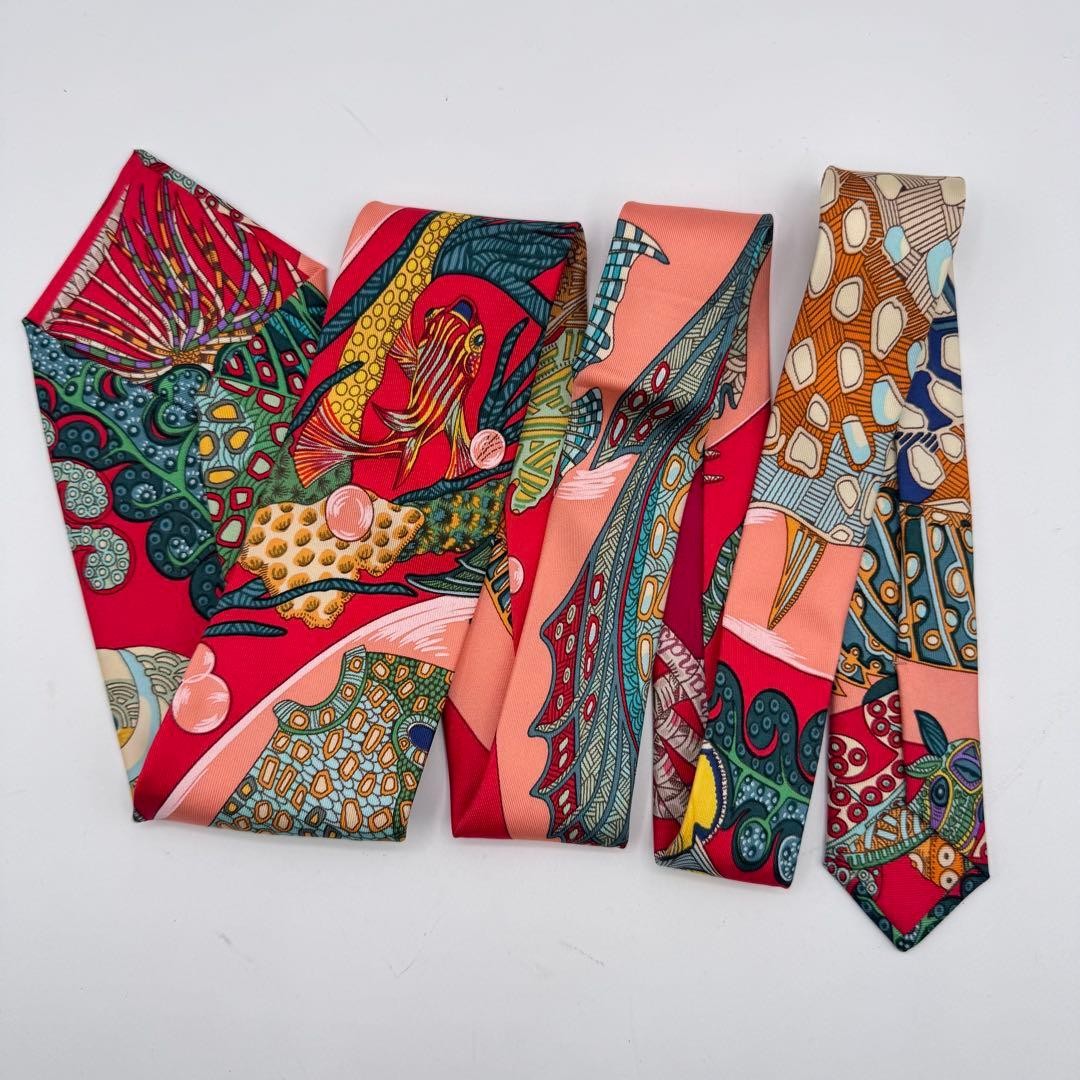 Hermes Silk Necktie Undersea Fish Coral Pattern Red Pink Excellent Condition