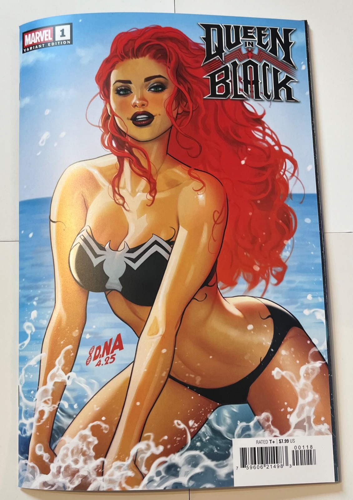 QUEEN IN BLACK #1 BLIND BAG EXCLUSIVE SWIMSUIT VAR DAVID NAKAYAMA PRE-SALE 7/29