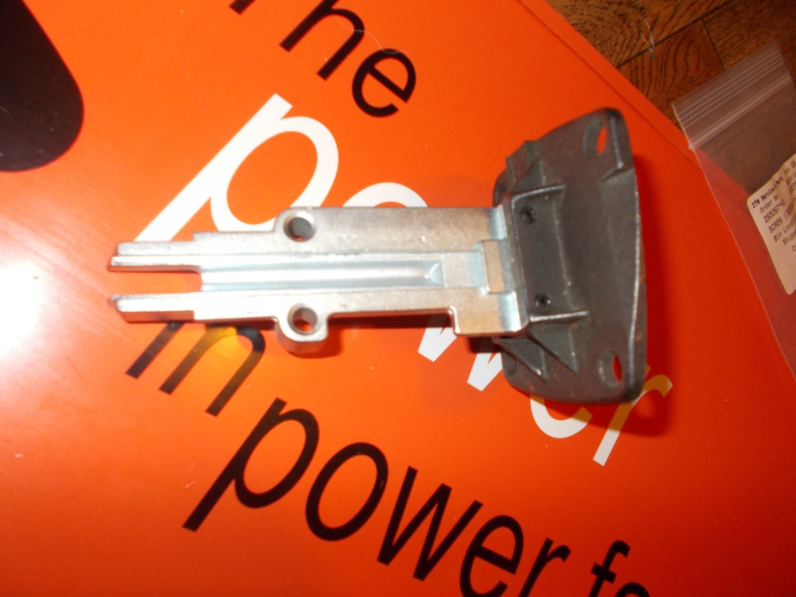 Paslode Part # 500600 NOSE ASSEMBLY(5250/PP)