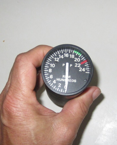 PIPER INDICATOR PROP RPM P/N 3571262-2307 P/N 29473-2/548485 SERIES 34102