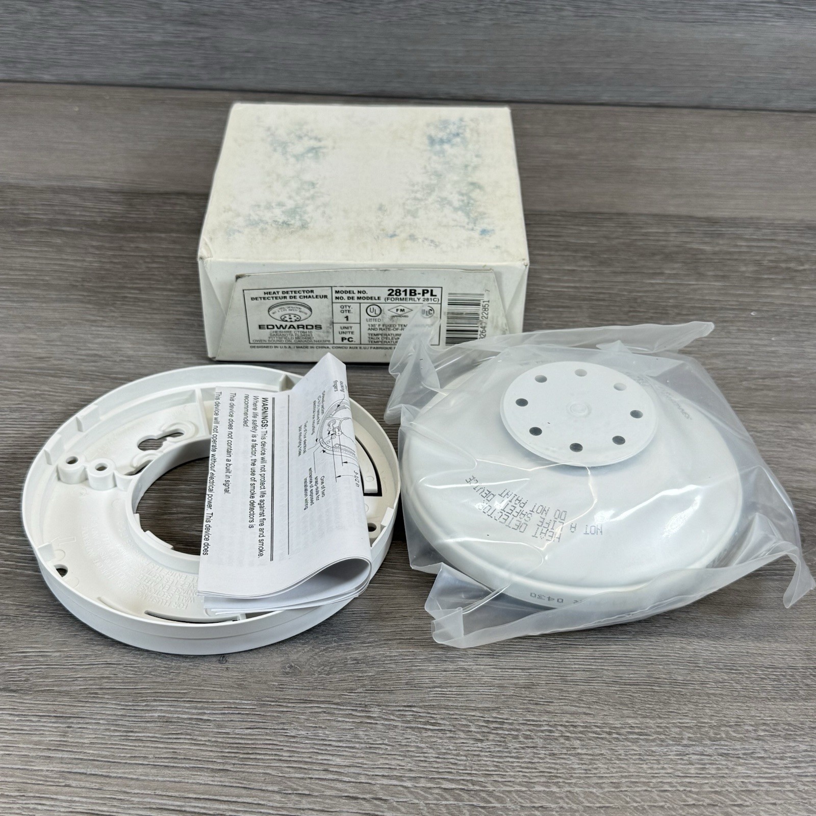 EDWARDS 281B-PL 135° Fixed Temperature HEAT DETECTOR