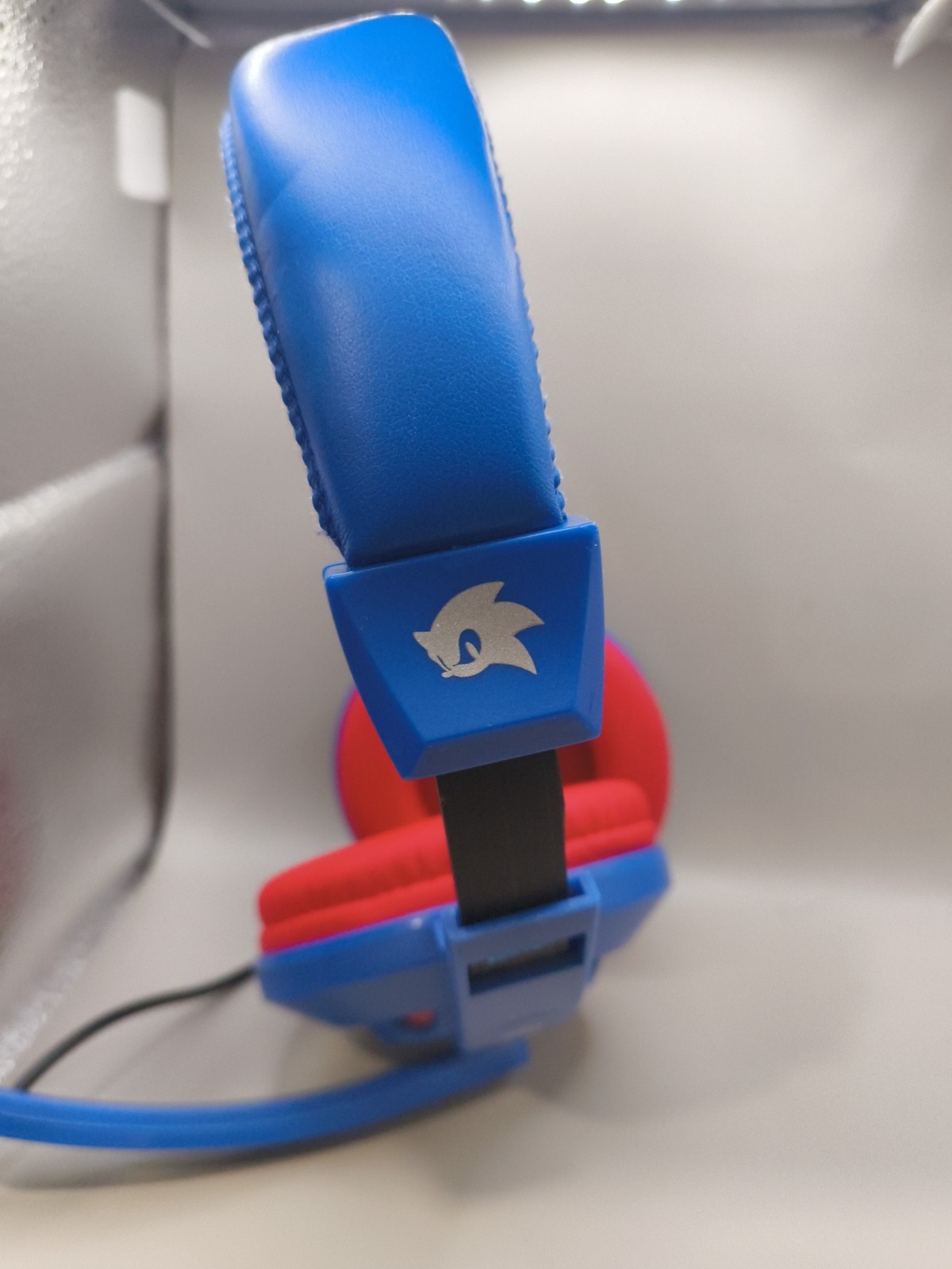 SEGA Sonic the Hedgehog Headphones by Sakar