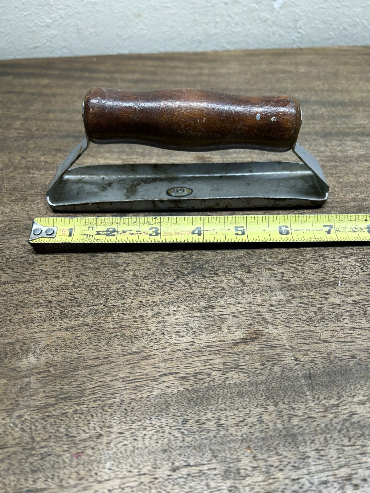 Vintage Globemaster 62050 Hand Rasp ~ Plane ~ 7" X 1 1/2"