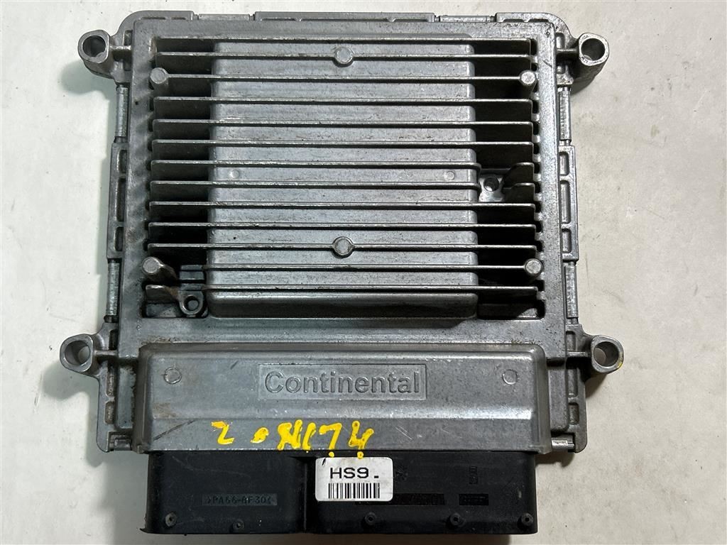Engine ECM Electronic Control Module 2.4L Automatic Fits 10-12 SANTA FE 3800336