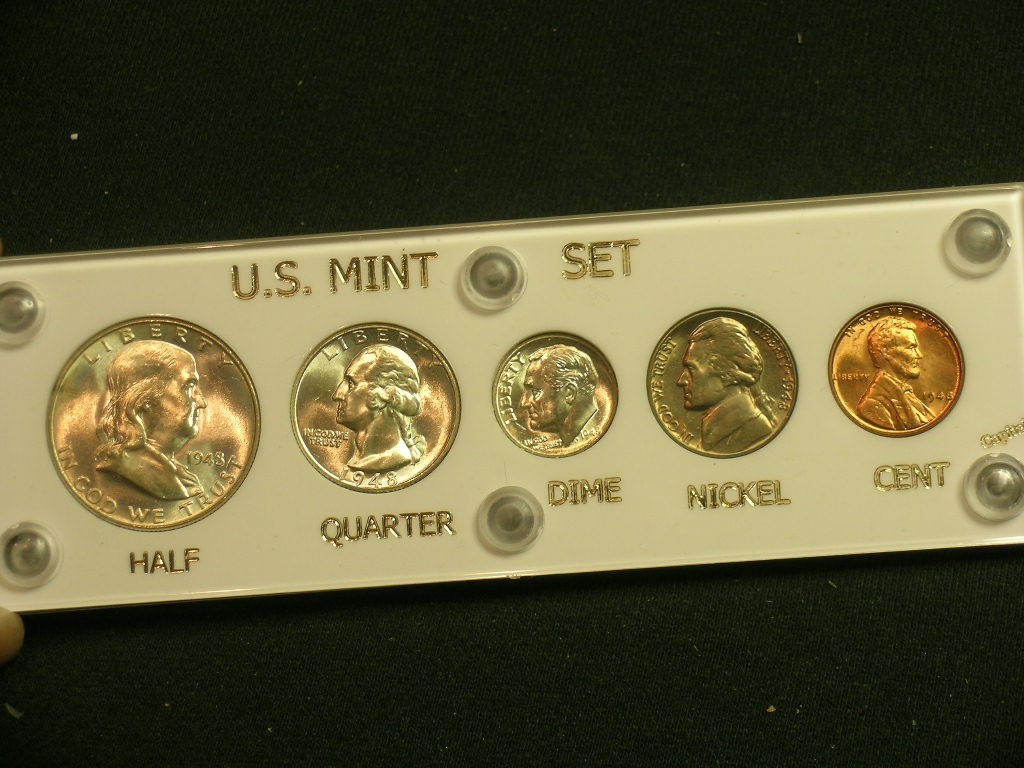 1948   Brilliant Uncirculated Coin Philadelphia Set  -   White Capital Holder
