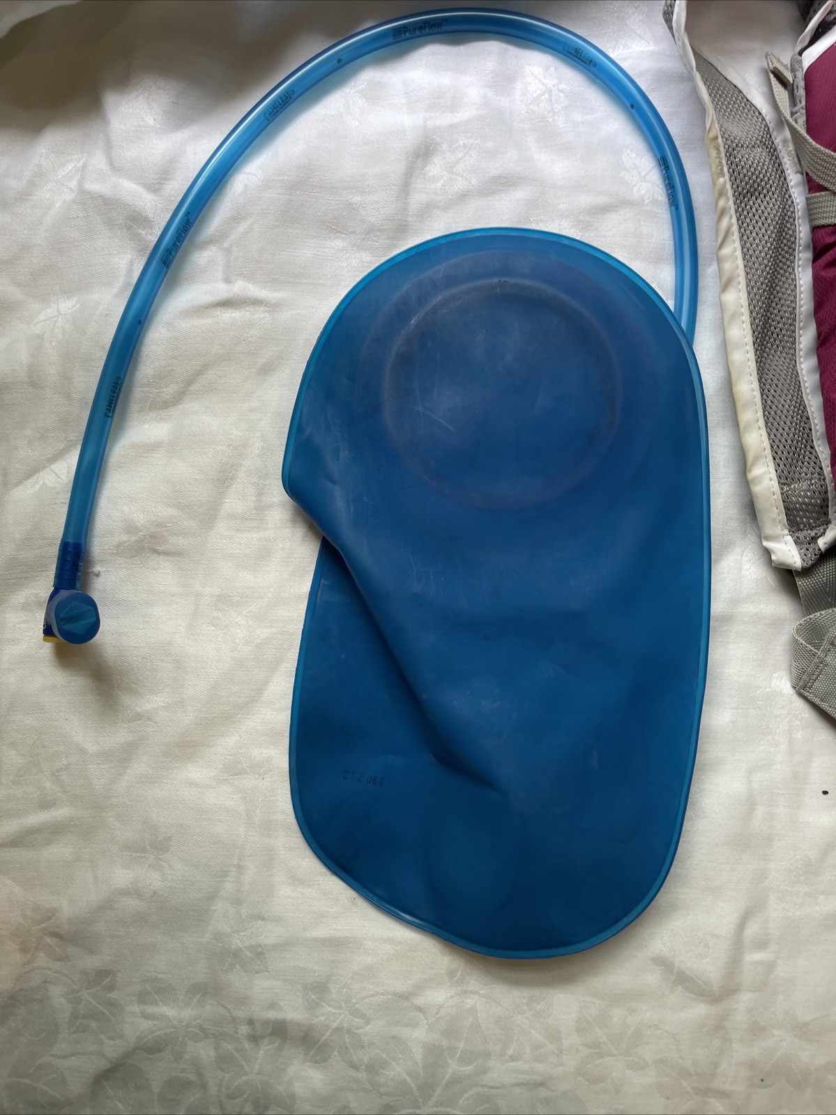 CAMELBAK Mini Mule M.U.L.E. Megenta Hydration Backpack With Bladder 1.5L Hiking