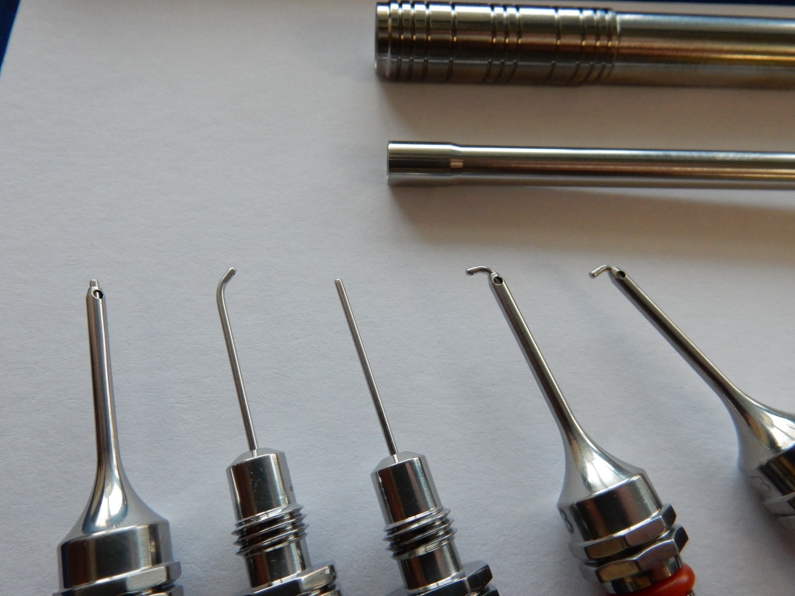 AMO Ophthalmic I/A Handpiece and Tips Set w/ Case