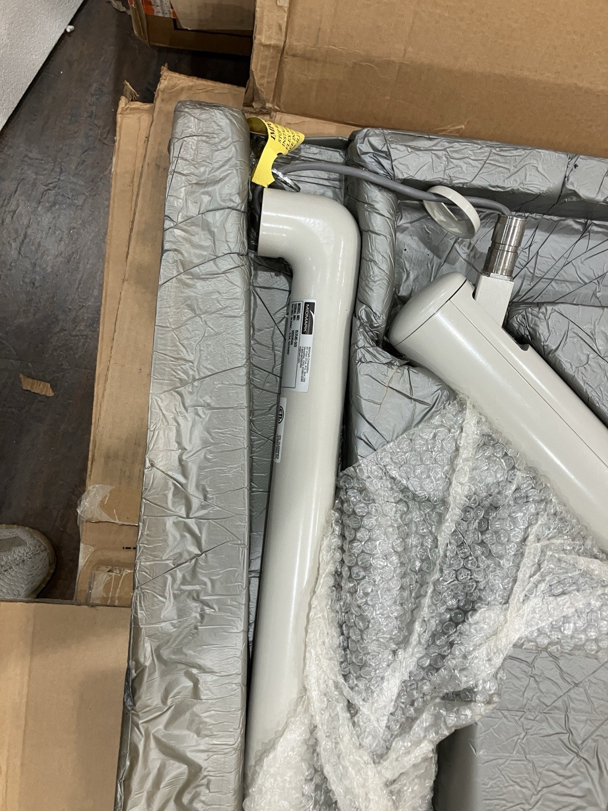 Midmark Dental Console Mounted Light