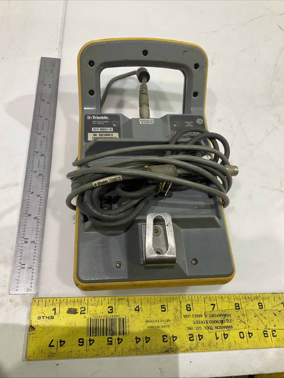 TRIMBLE 59369-00 MULTI BATTERY ADAPTOR T2M