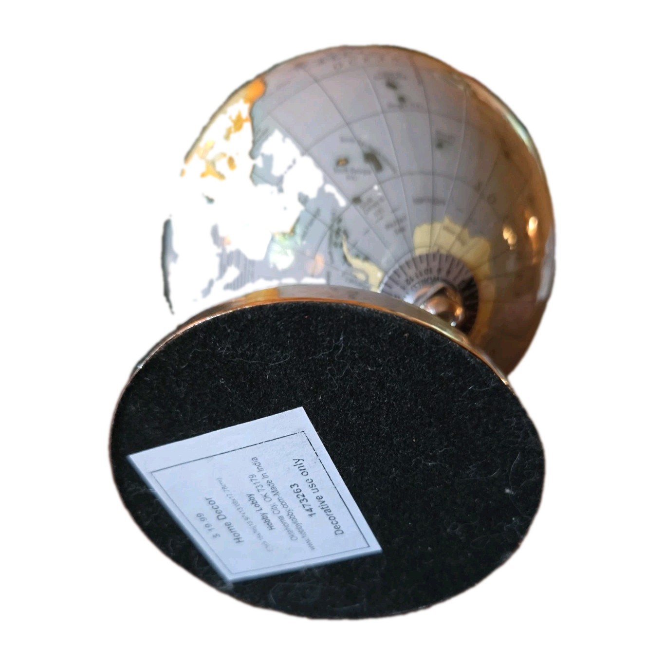 Desk globe Good for Office or Home. NWT
