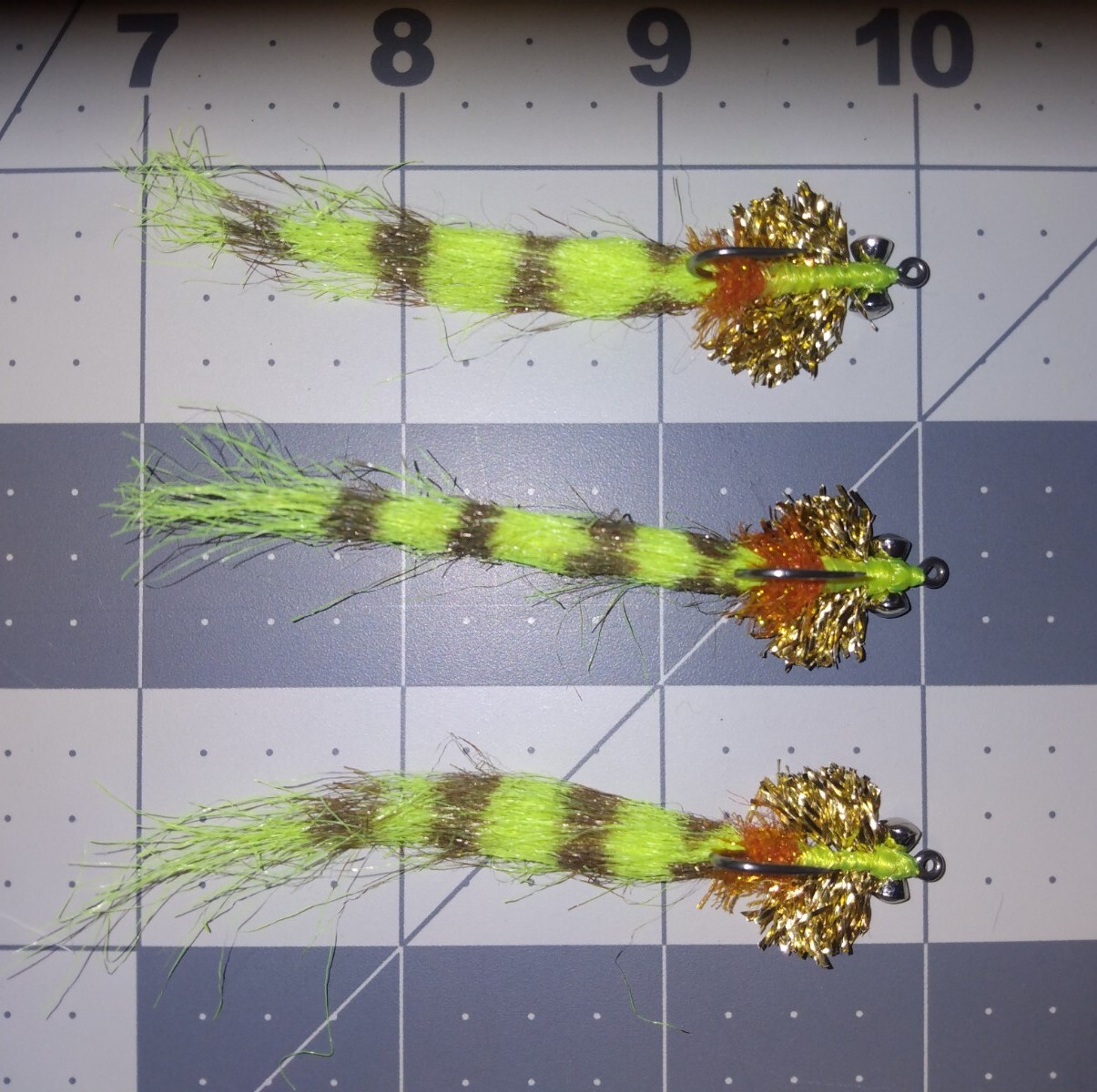 #4 Tampa bay Redfish Fly. 3 each. Redfish trout snook saltwater fly.
