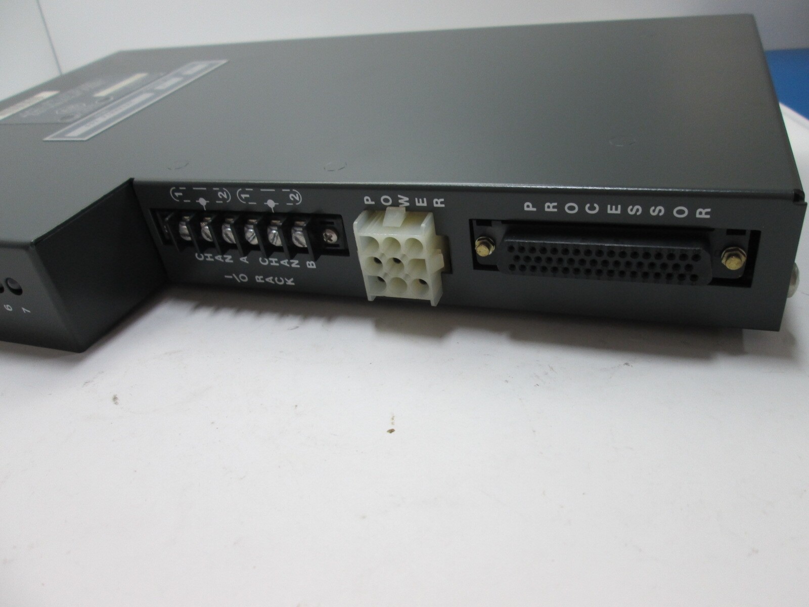 Allen Bradley 1772-SD2 Remote I/O Scanner Distribution Panel, Current: 2A Max