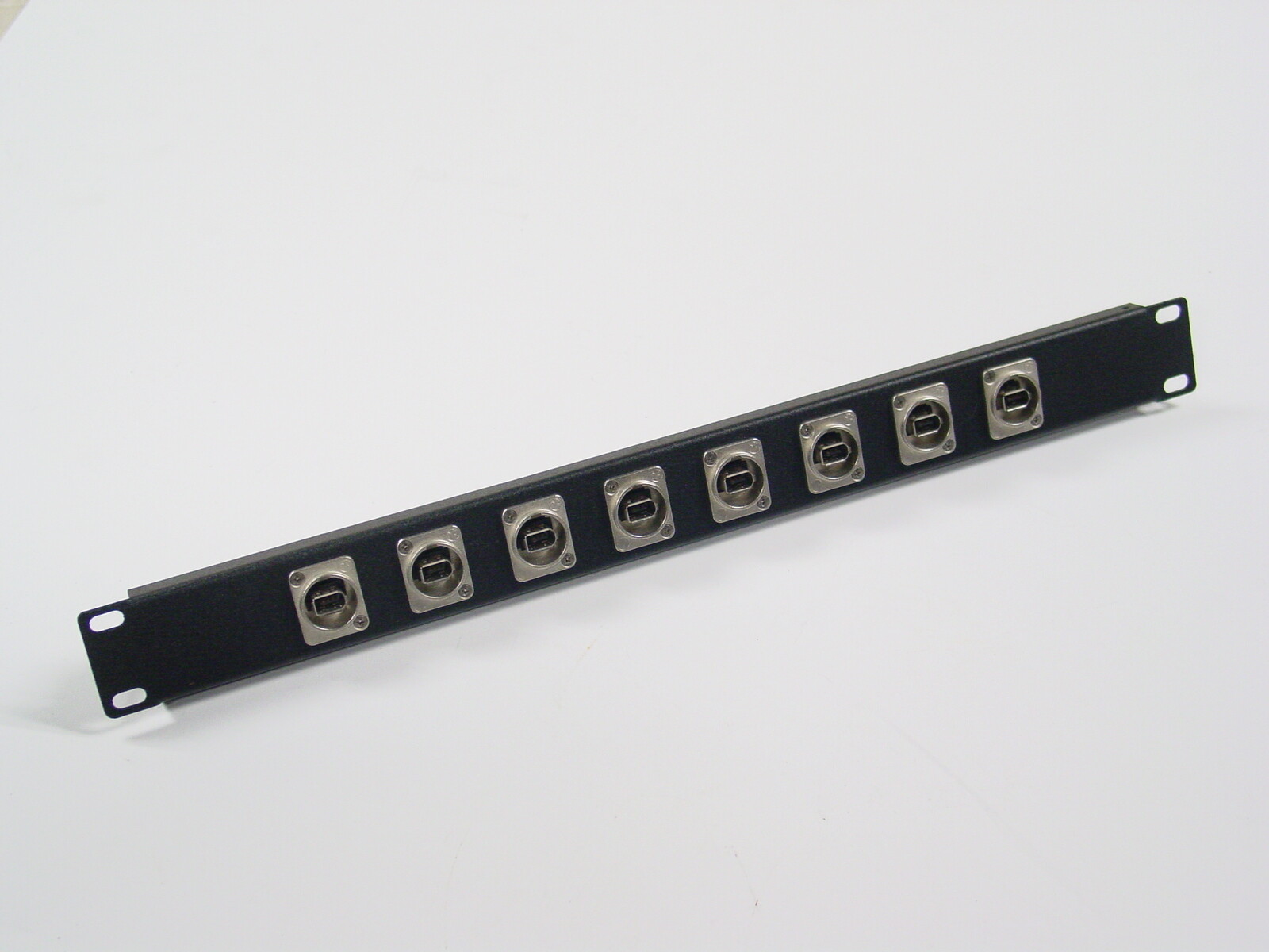 Tecnec 1394 Firewire video 8 input/output patch bay 1 rack unit