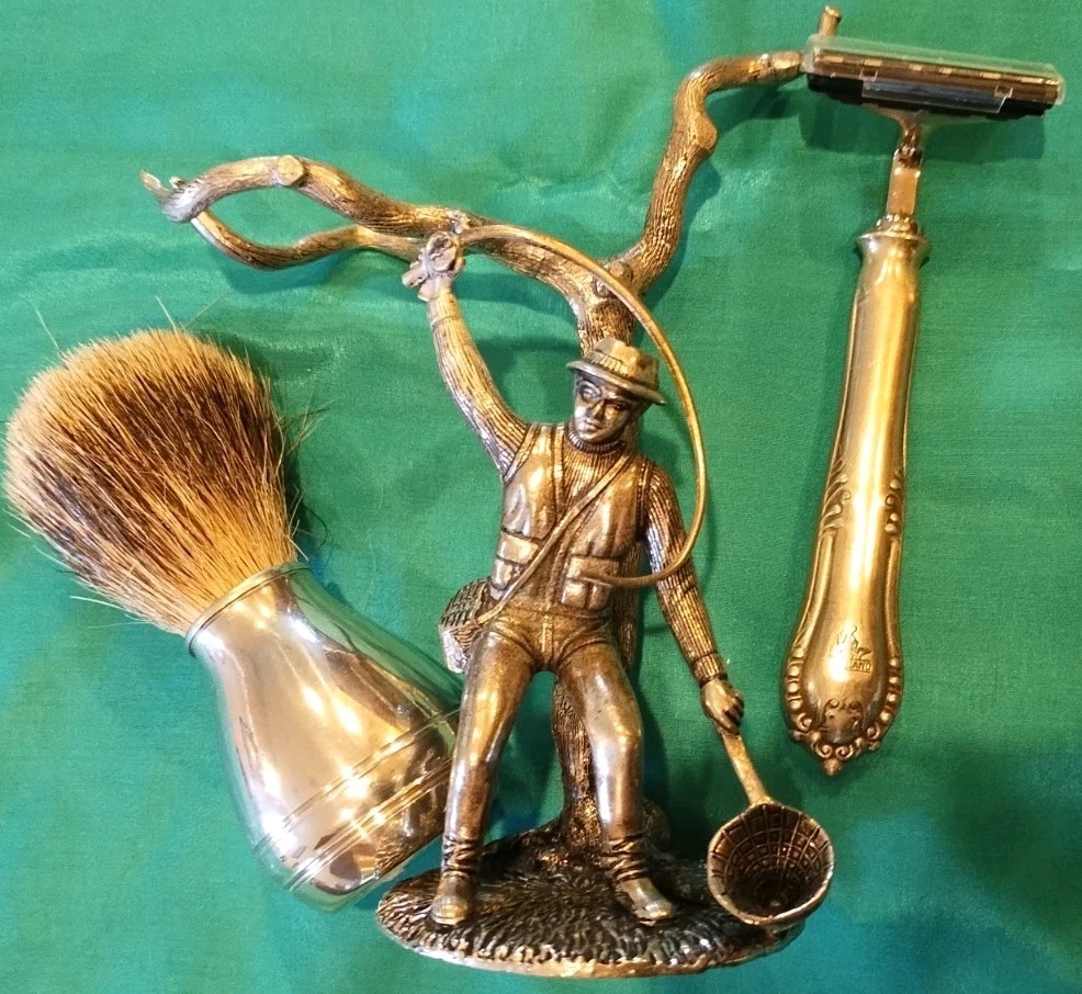 Unique Men's Gift Vintage Shaving Set Made In England