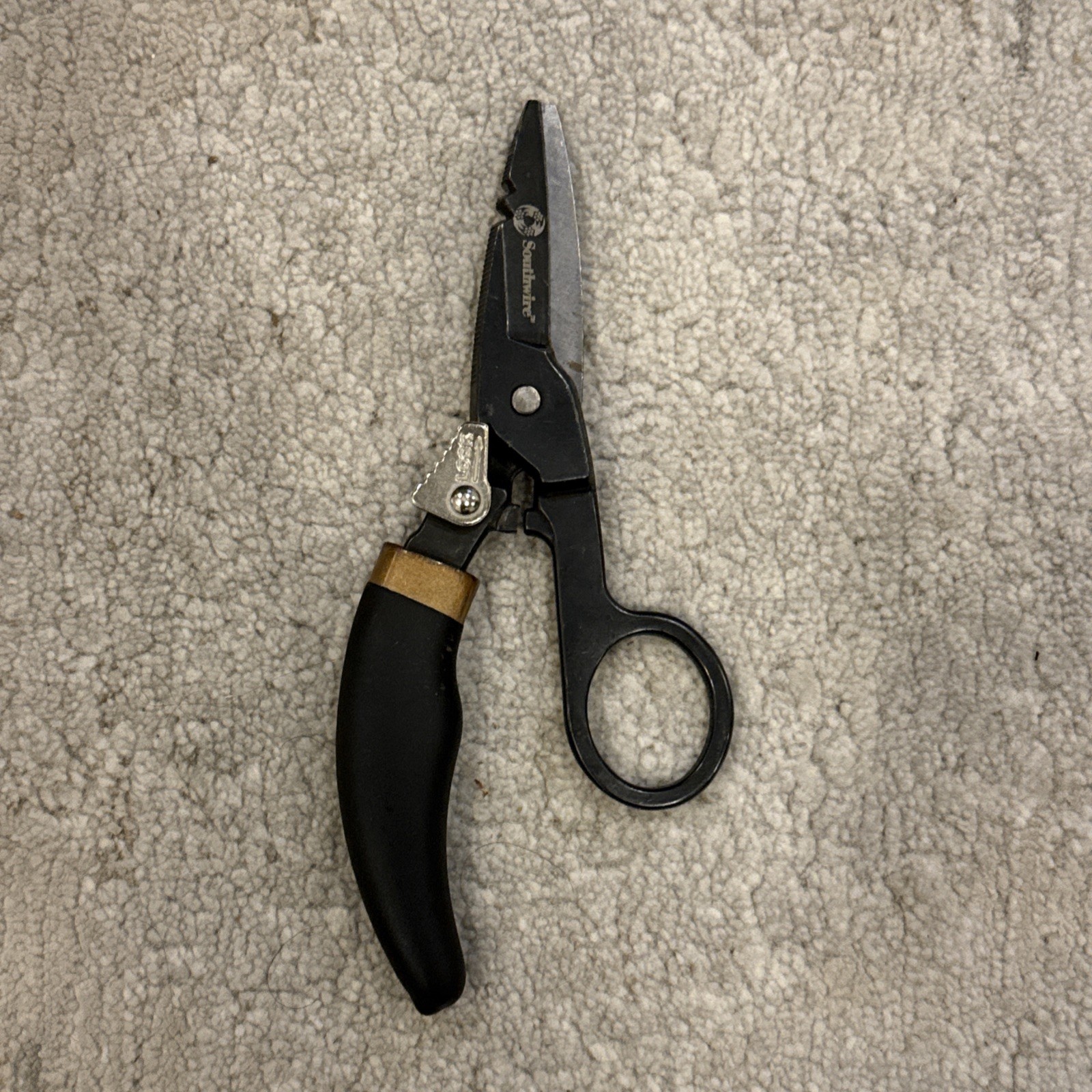 SOUTHWIRE - Professional Electrician DataComm Snips