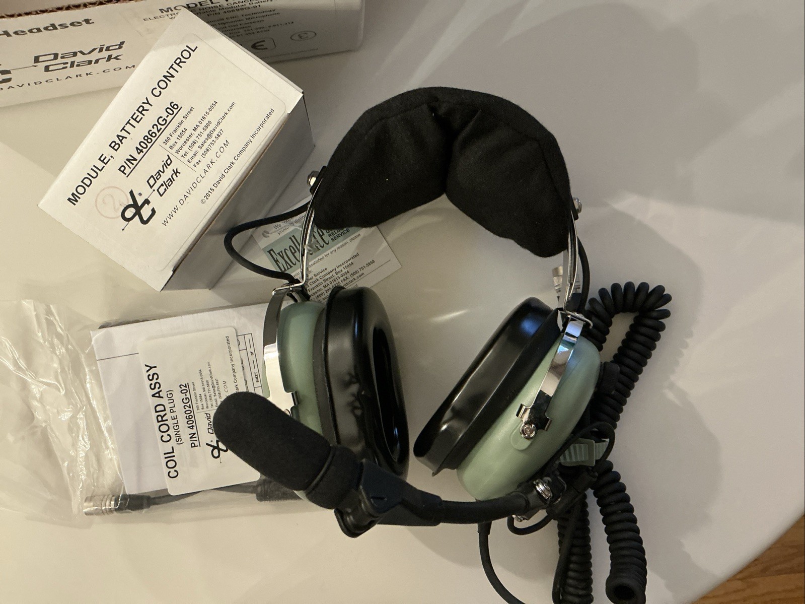 David Clark  H10-76XL Aviation Headset w Coil Cord and Battery Module