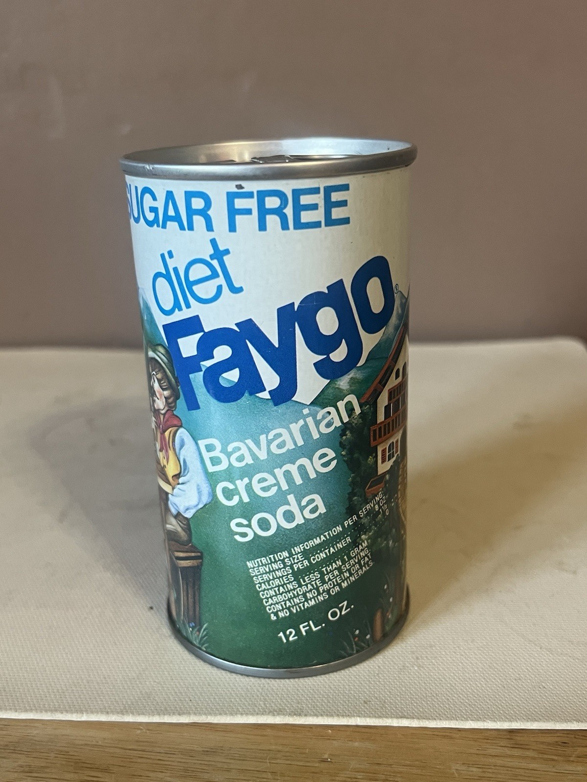 DIET FAYGO Bavarian Crème Soda 12oz Straight Steel Soda Can