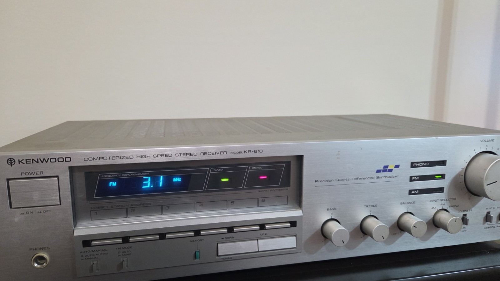 Kenwood Computerized High Speed Stereo Receiver KR-810 TESTED