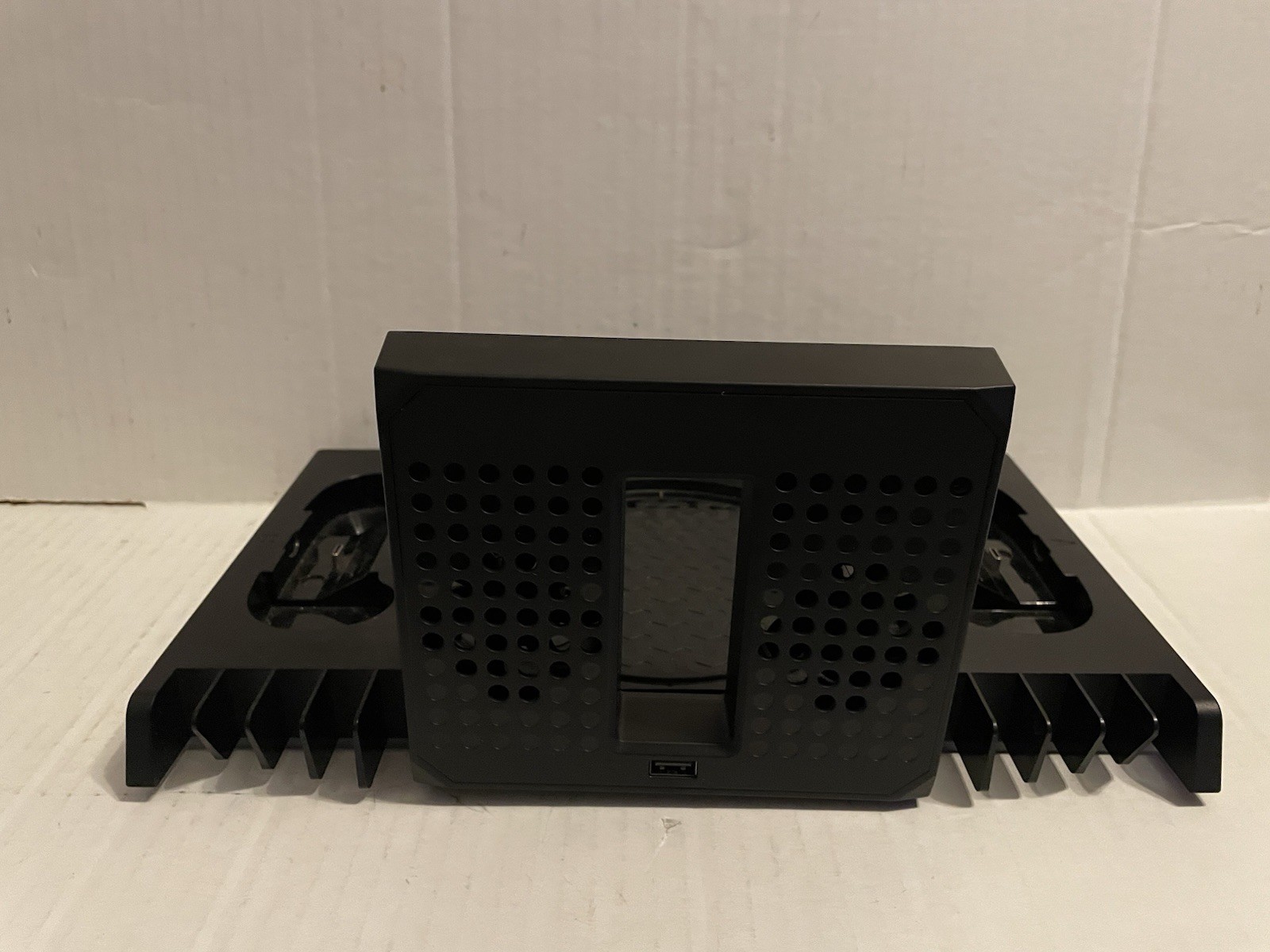 Ipego Charging Dock & Cooling System For Xbox Series X