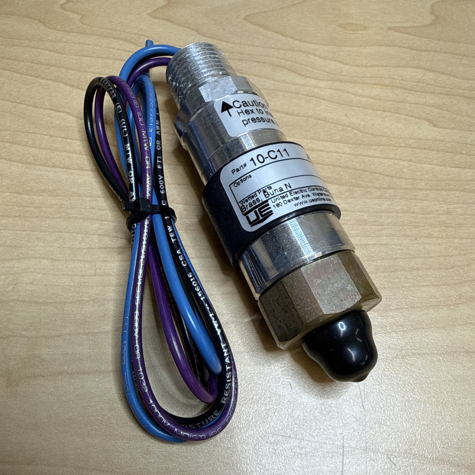 NEW! UE United Electric 10-C11 Pressure Switch 10-150 PSI 0.7-10.3 BAR
