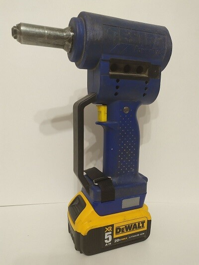Adaprers for 18v powertools ( Jadapters )