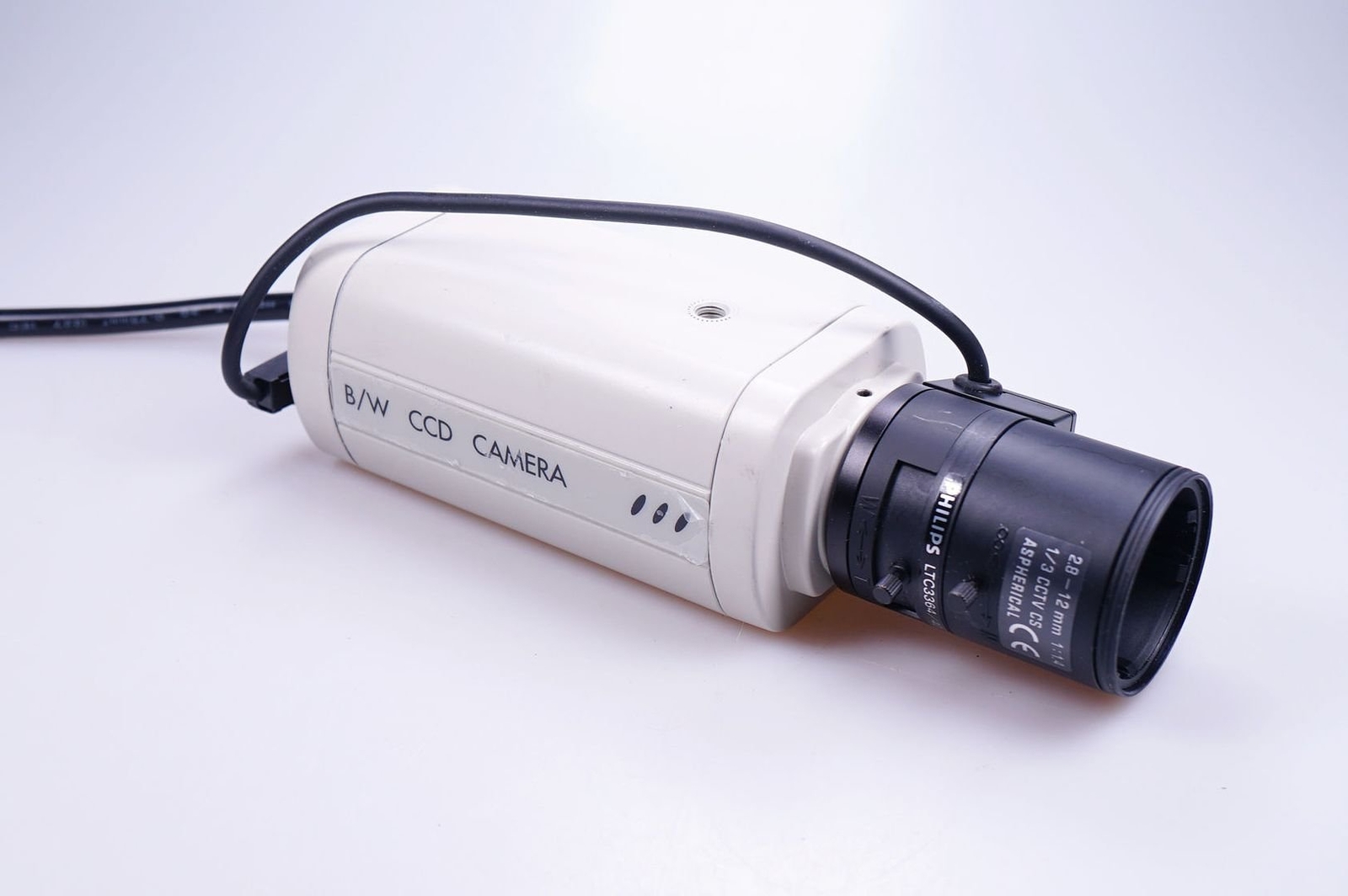 ULTRAK CCD - KC2501MP Camera + Philips CCTV CS Lens LTC 3364/40