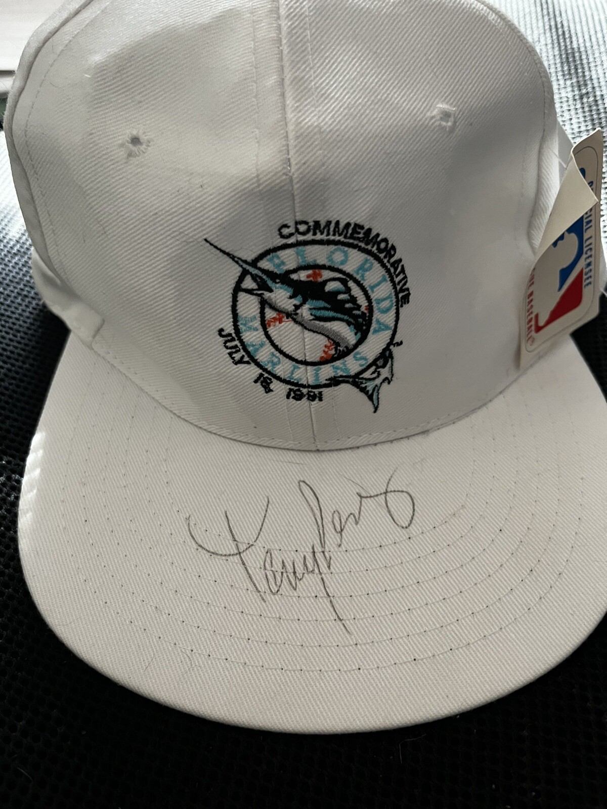 Florida Marlins Hat snapback 1991 signed Tony Perez