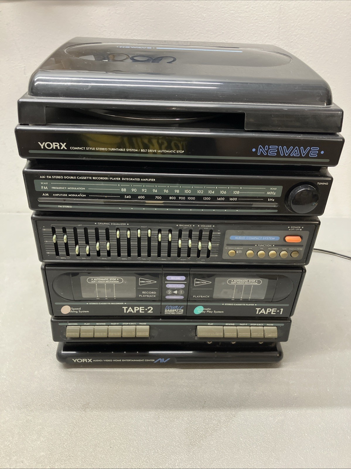 Vintage YORX Newave Fm2411 UH Tape Deck  FM/AM Stereo, Record Player