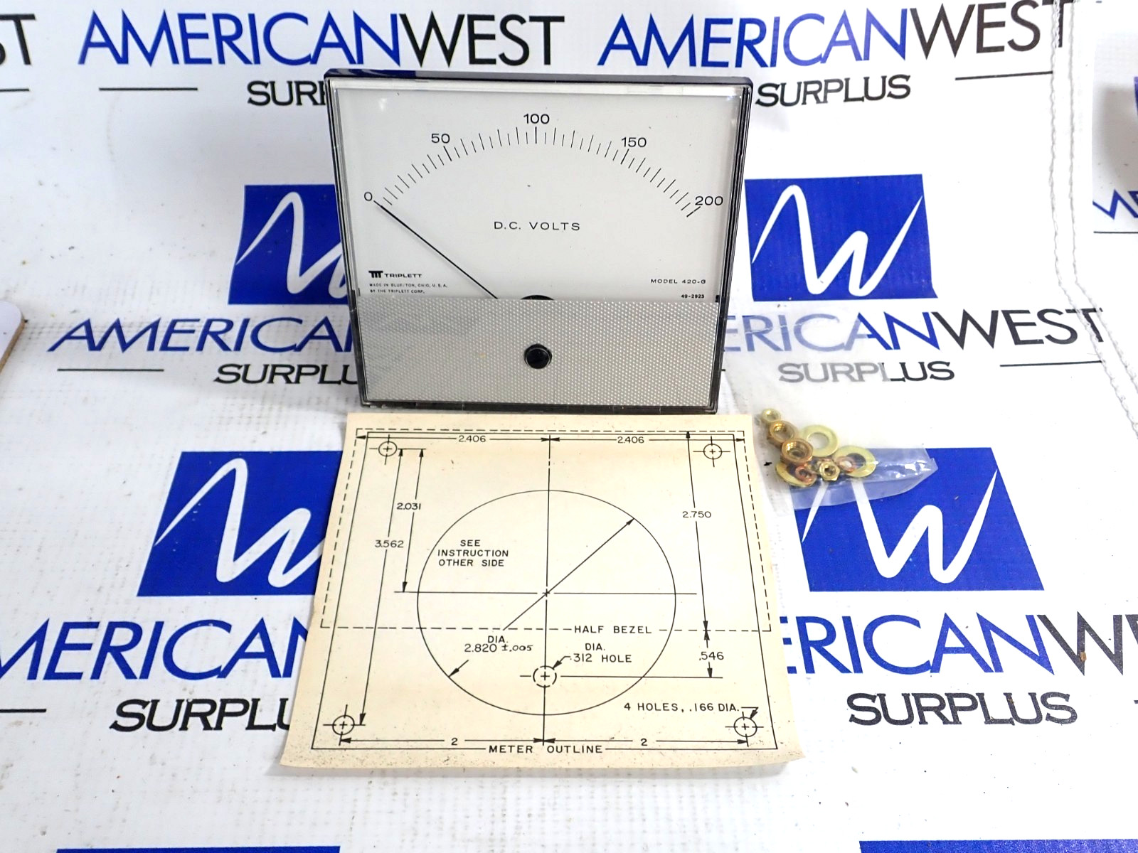 New Triplett 420G152-0062 DC Voltmeter Model 420-G  0 To 200 DC Volts
