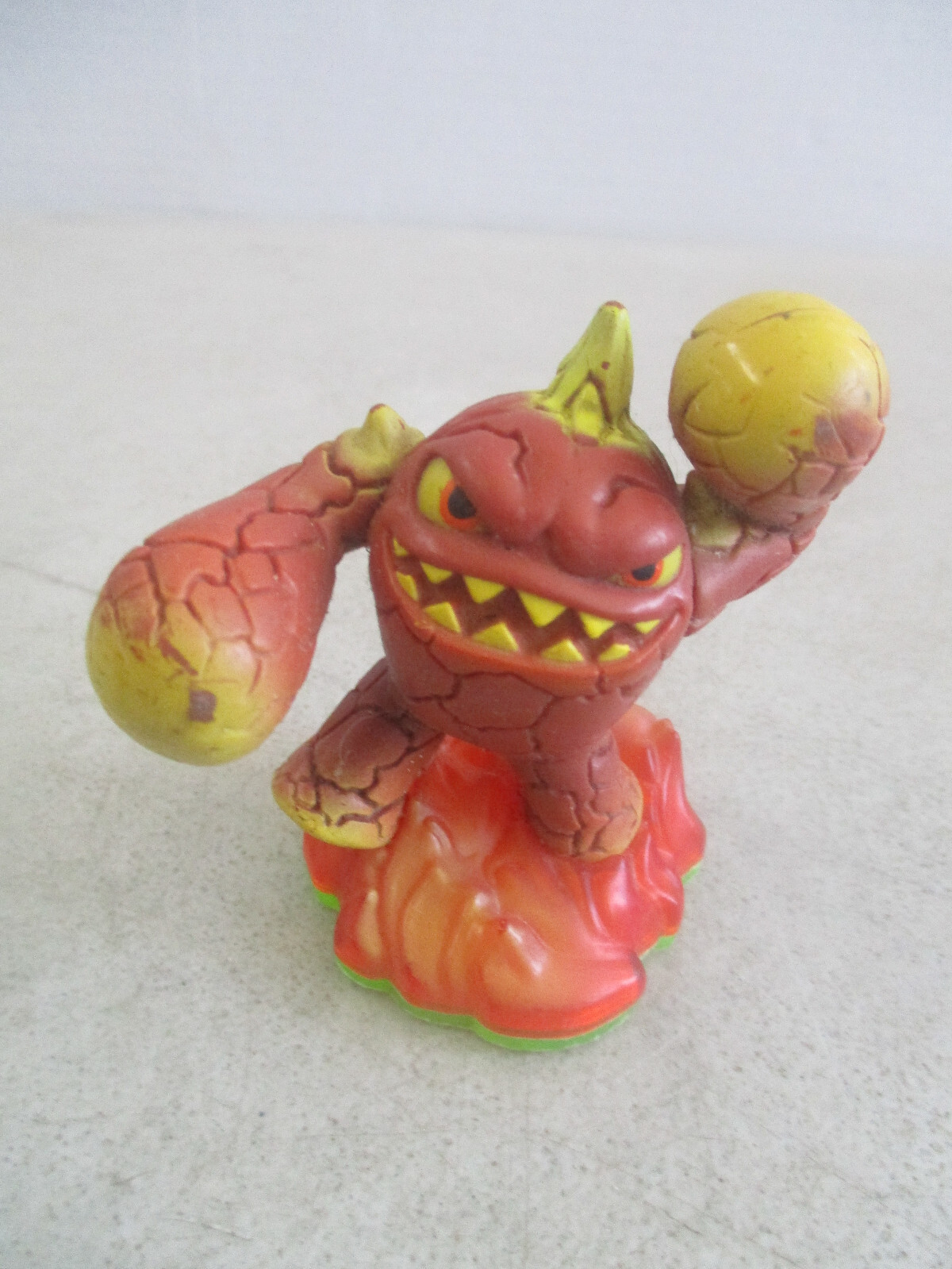 SKYLANDERS SPYRO'S ADVENTURE ERUPTOR CHARACTER TOYS TO LIFE FIGURE