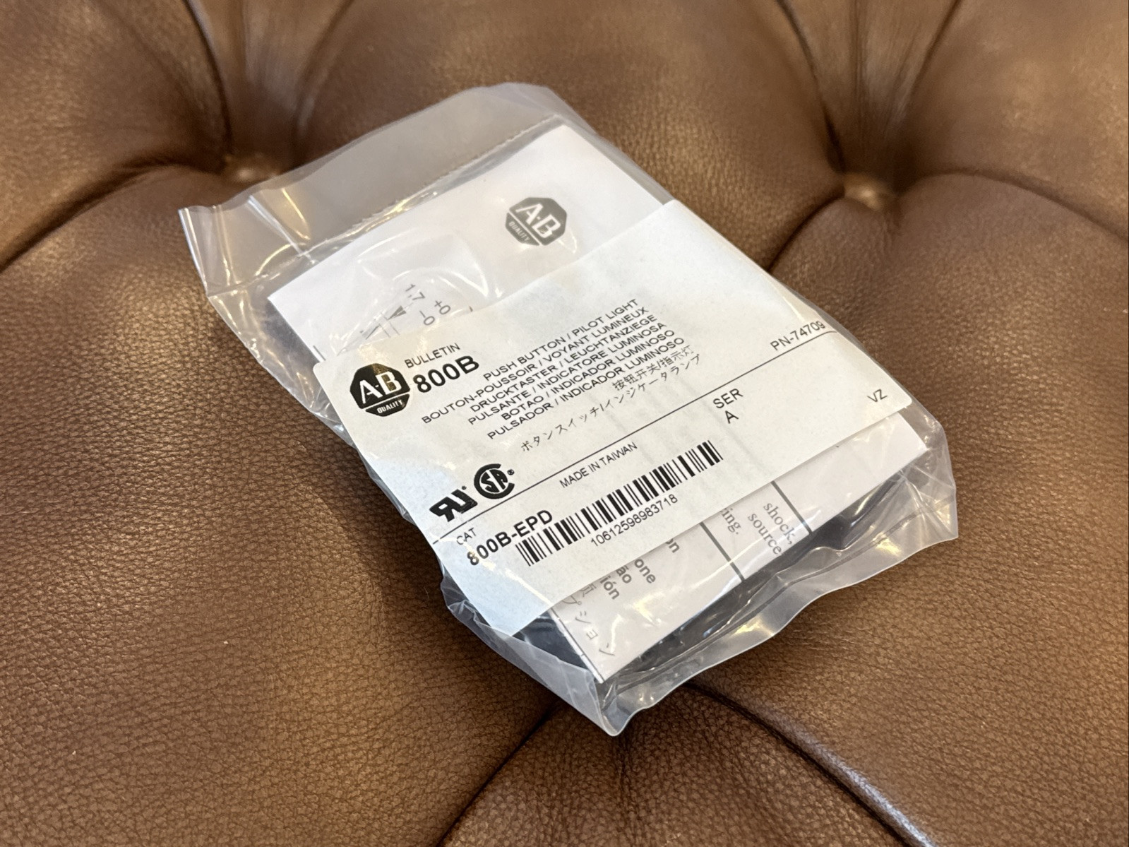 NEW Allen Bradley 800B-EPD /A Push Button / Pilot Light SURPLUS FAST SHIPPING