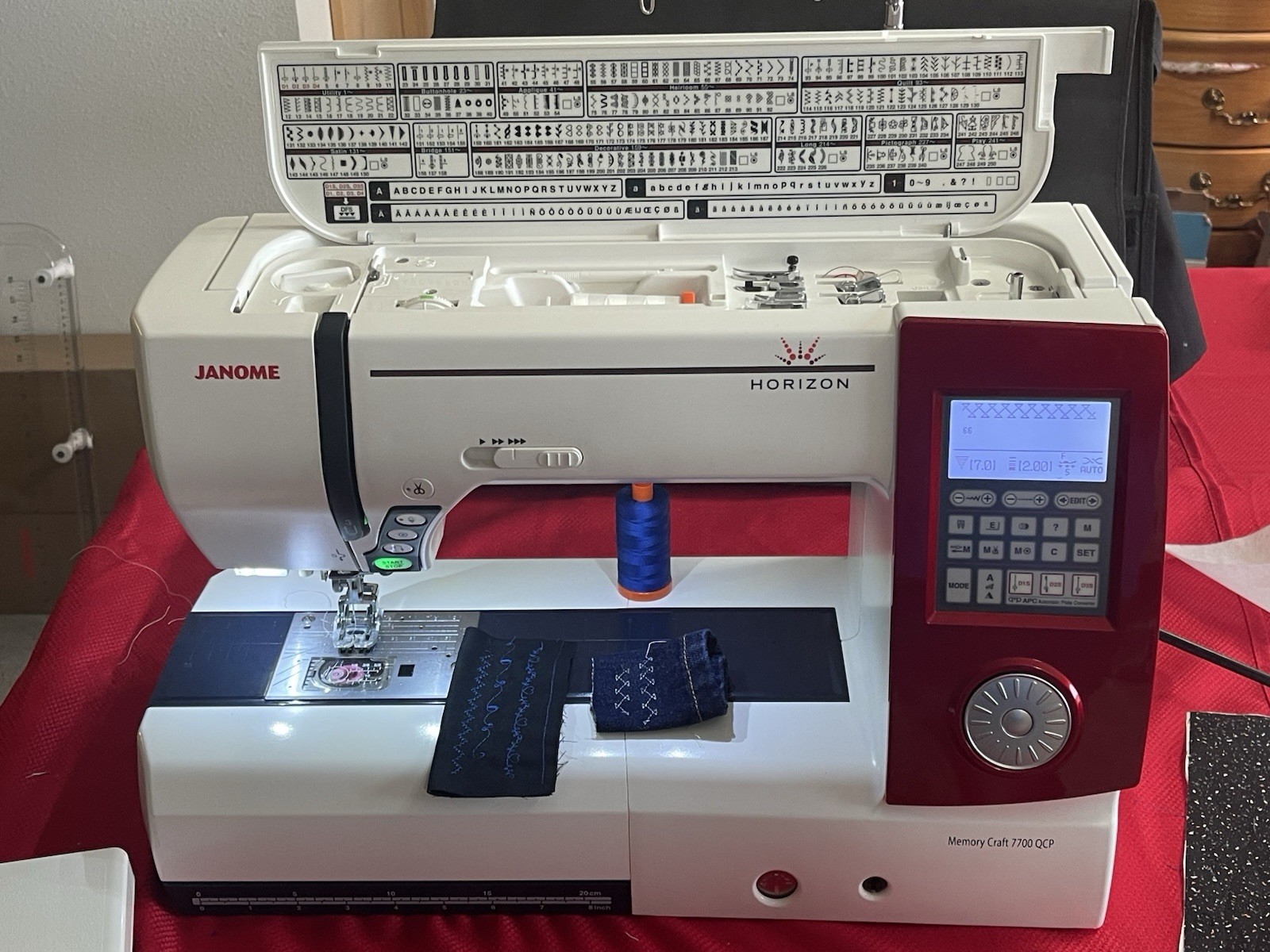 Janome Horizon Memory Craft 7700 QCP Computerized Sewing Machine