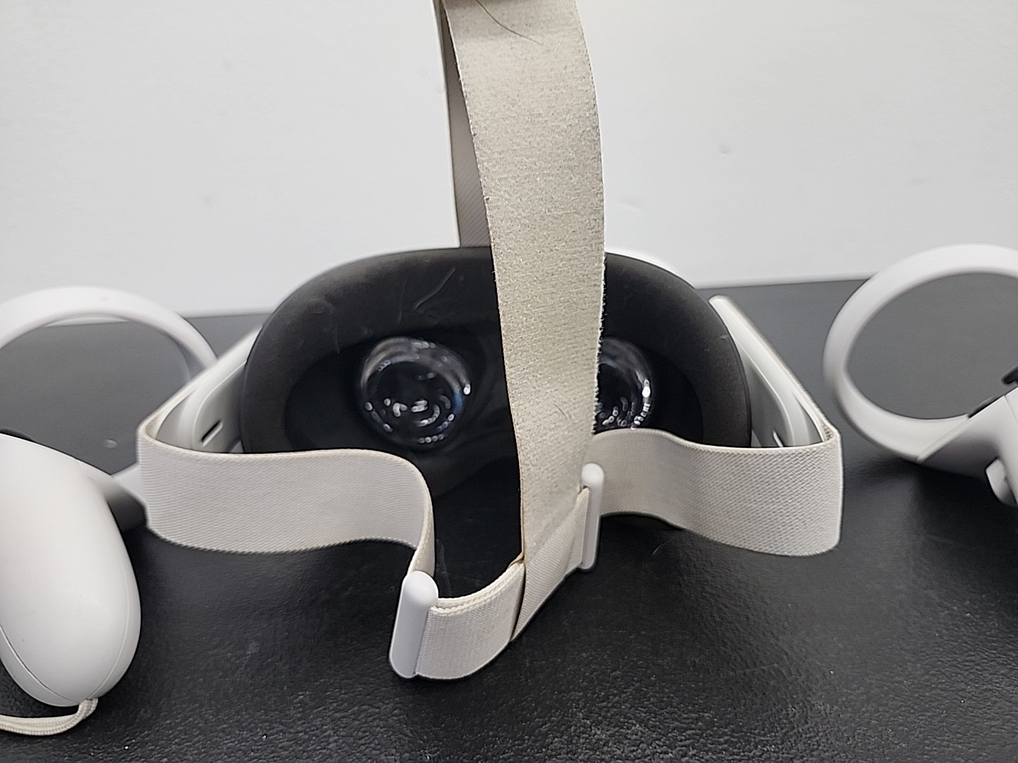 Meta Oculus Quest 2 128GB Standalone VR Headset - White