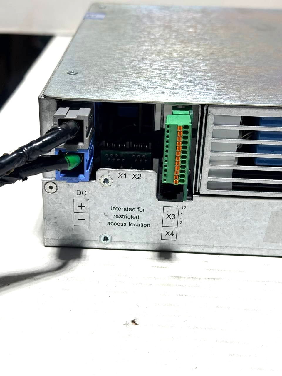CE+T TSI Media 2I Dual Phase (TSI-EPC) Inverter