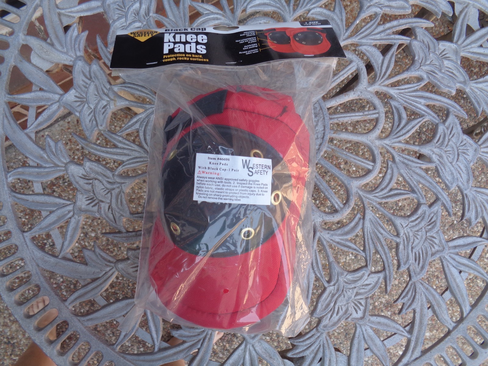 Knee Pads Black Cap New