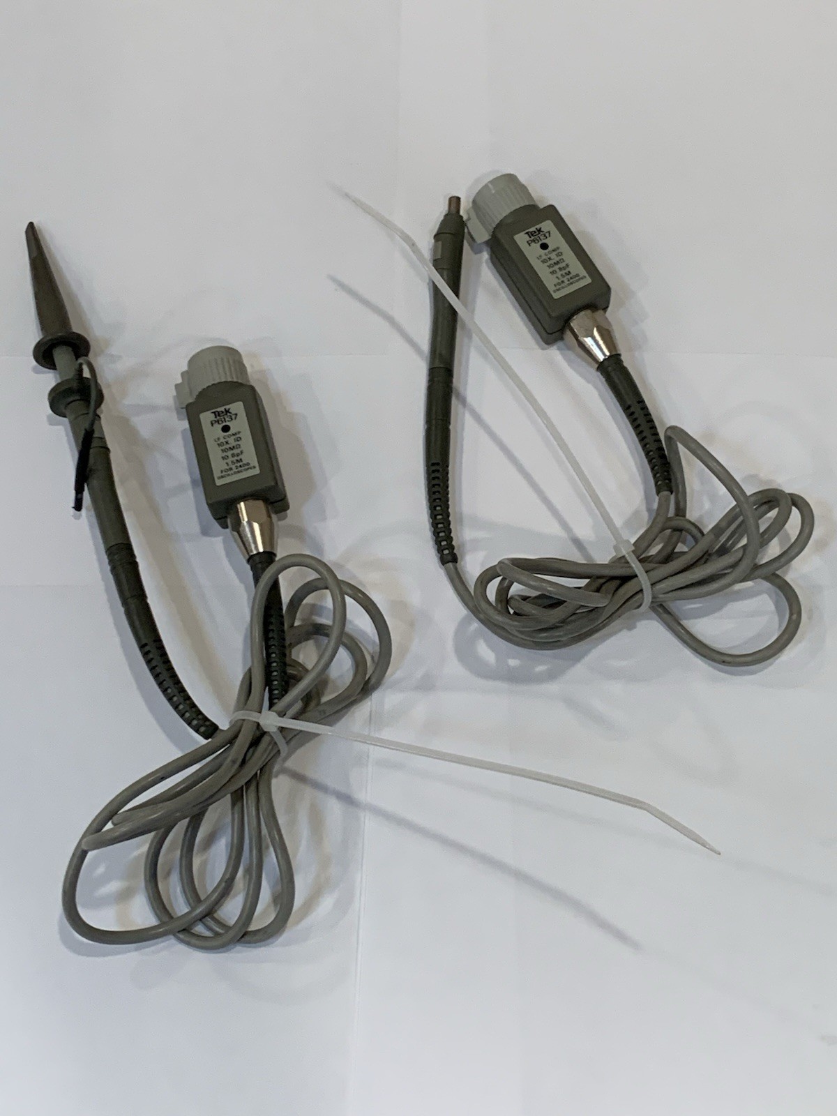Tektronix Oscilloscope Probes, Tek P6137 for 2400