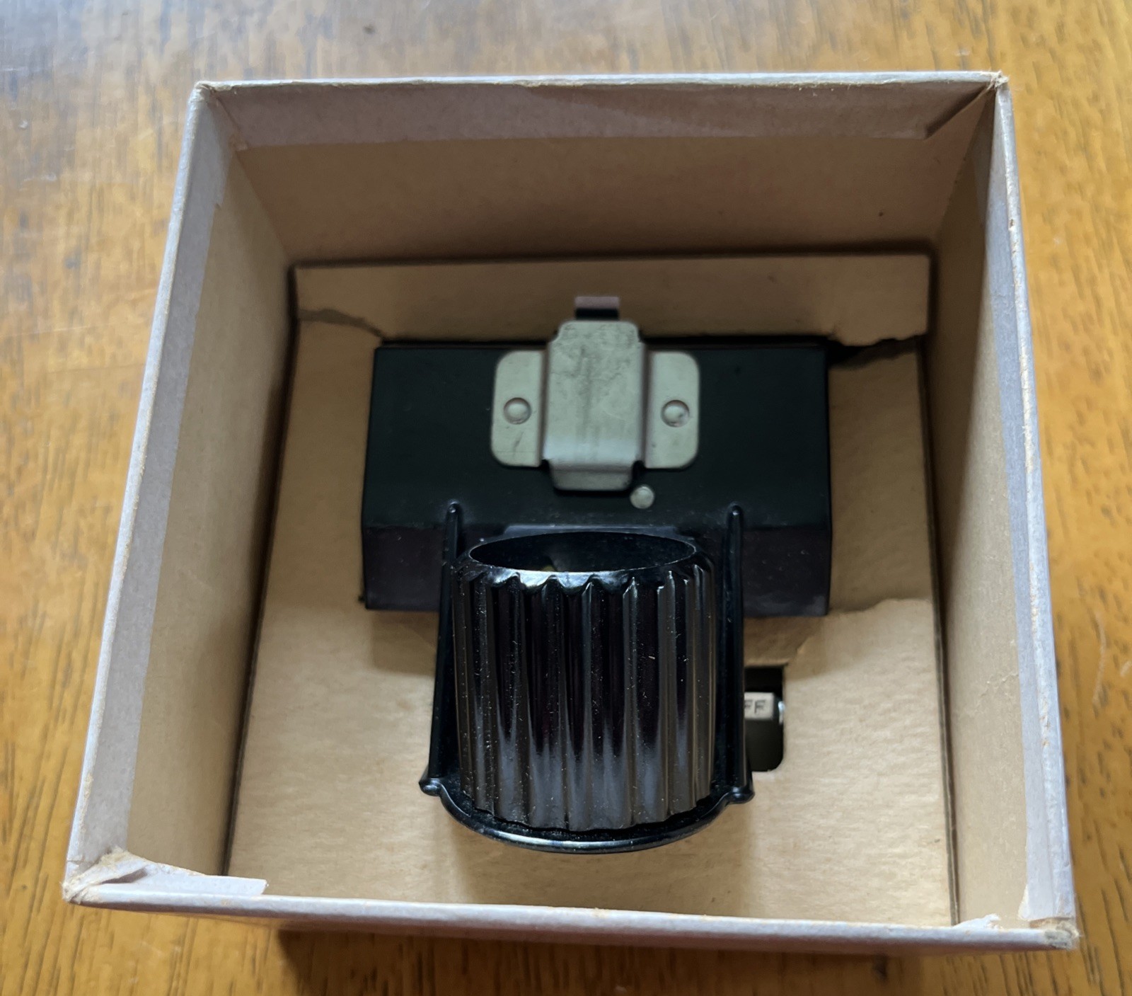 Vintage Mercury Photo Flash Unit - Universal Camera Corp Model M-29