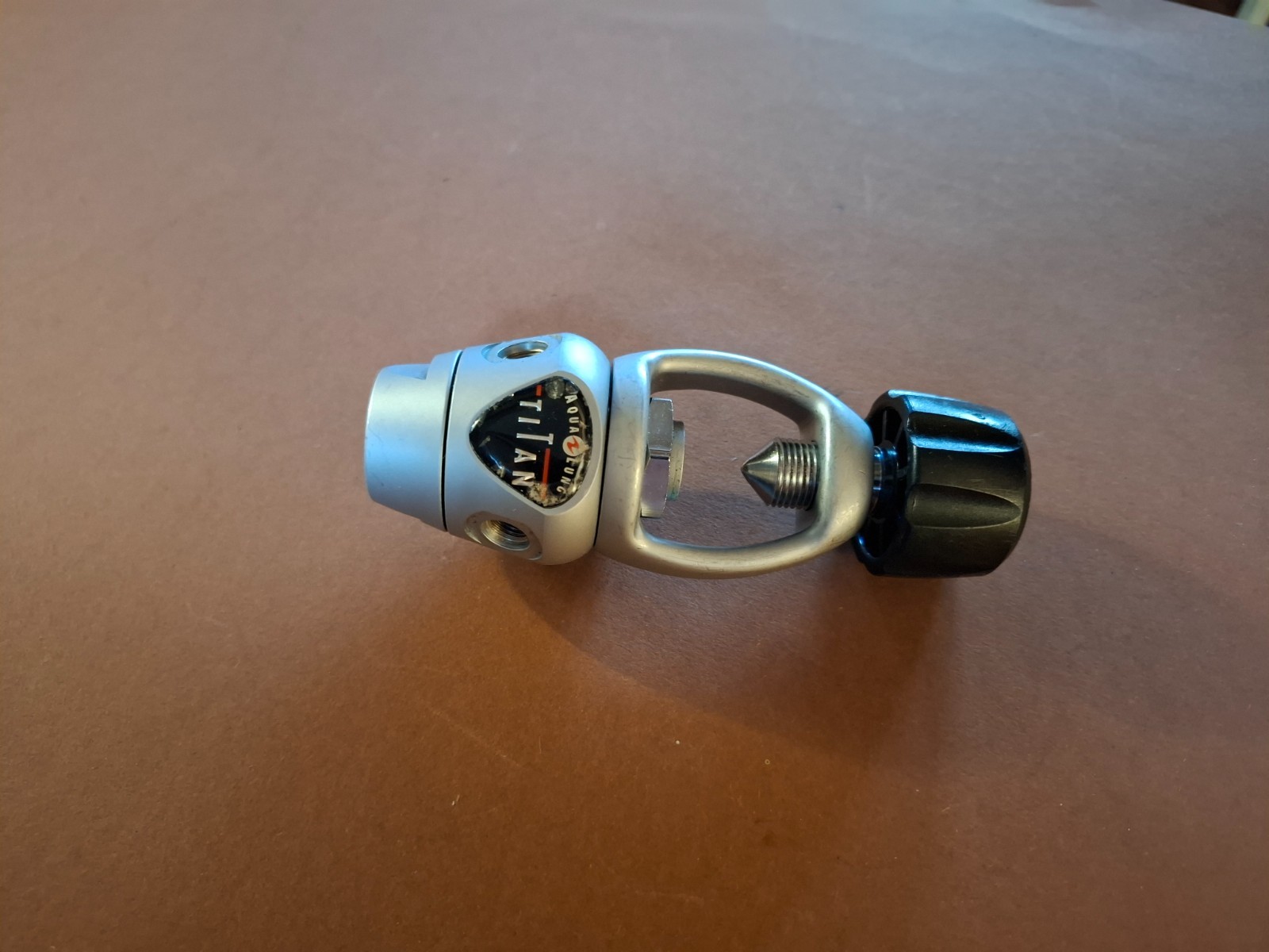 AQUALUNG TITAN Yoke A/Clamp INT Fitting 1st Stage Scuba Regulator
