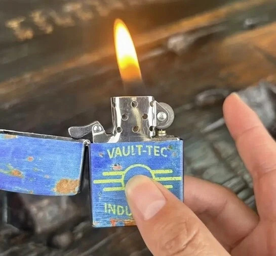 Fallout Flip Top Themed Lighter Vaultec Industries, NEW! WITH PROTECTIVE CASE!