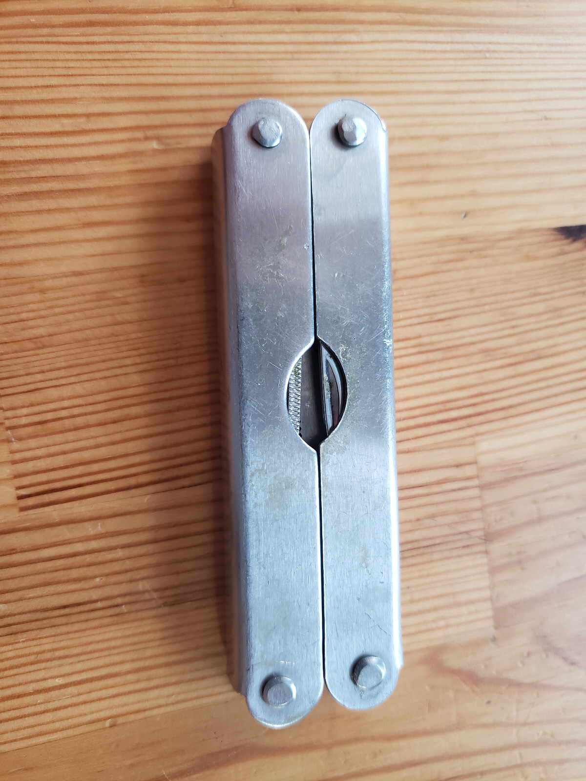 Unbranded Multitool
