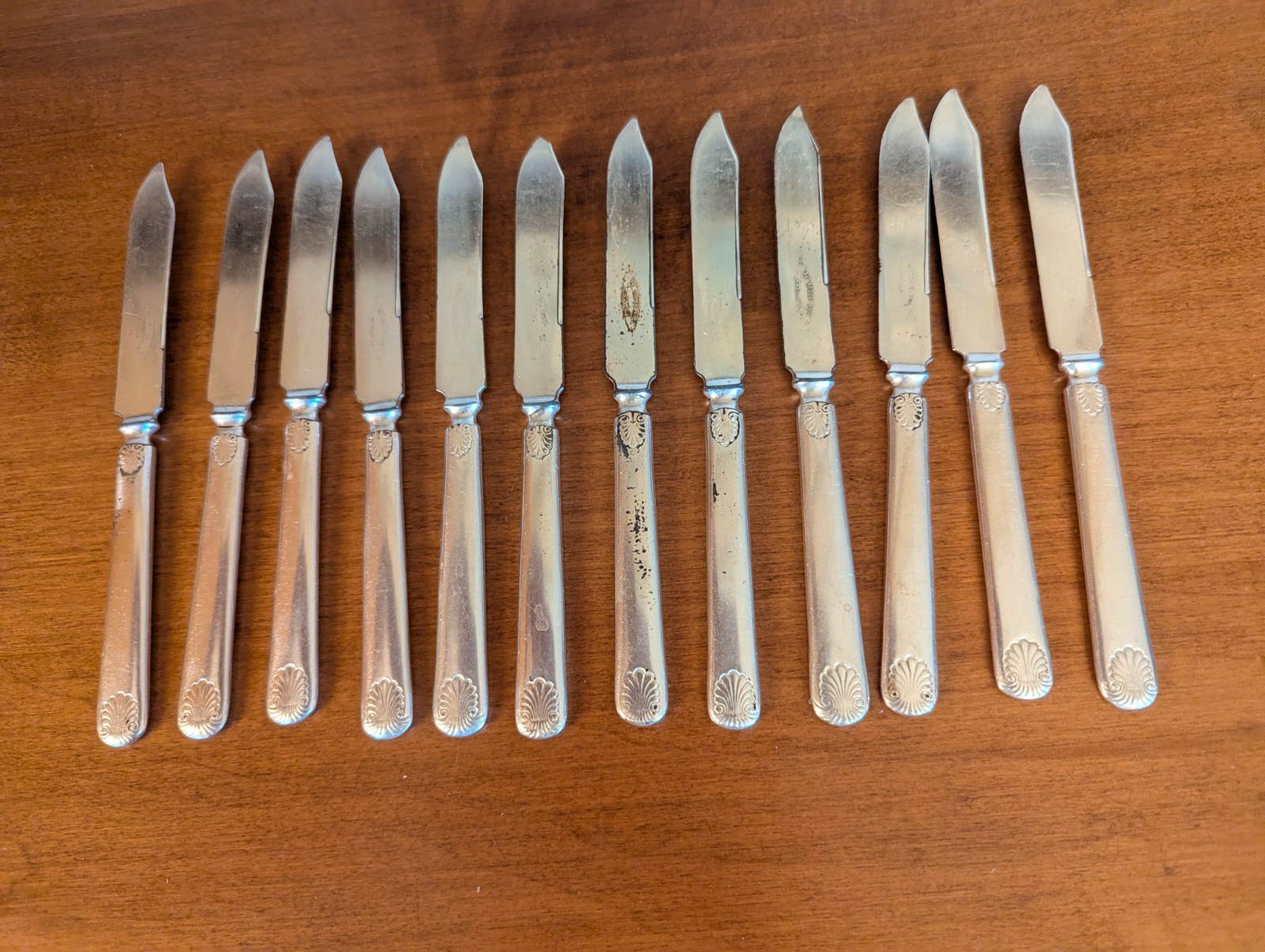 11-SHELL INTERNATIONAL SILVER ROGERS INDIVIDUAL FRUIT KNIVES 6-5/8"