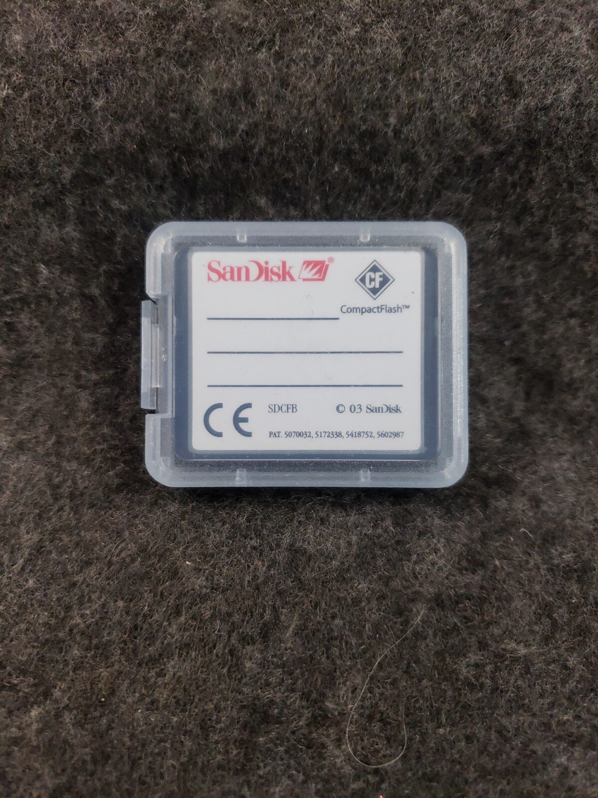 2GB SanDisk CompactFlash Memory Card 2G CF Card SDCFB-2048Genuine w/case ..(SB3)