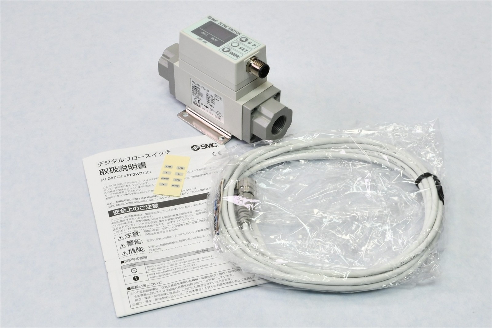 SMC PF2A711‑F03‑67 Air Flow Controller Digital Display 10–100 L/min 3/8" NPT