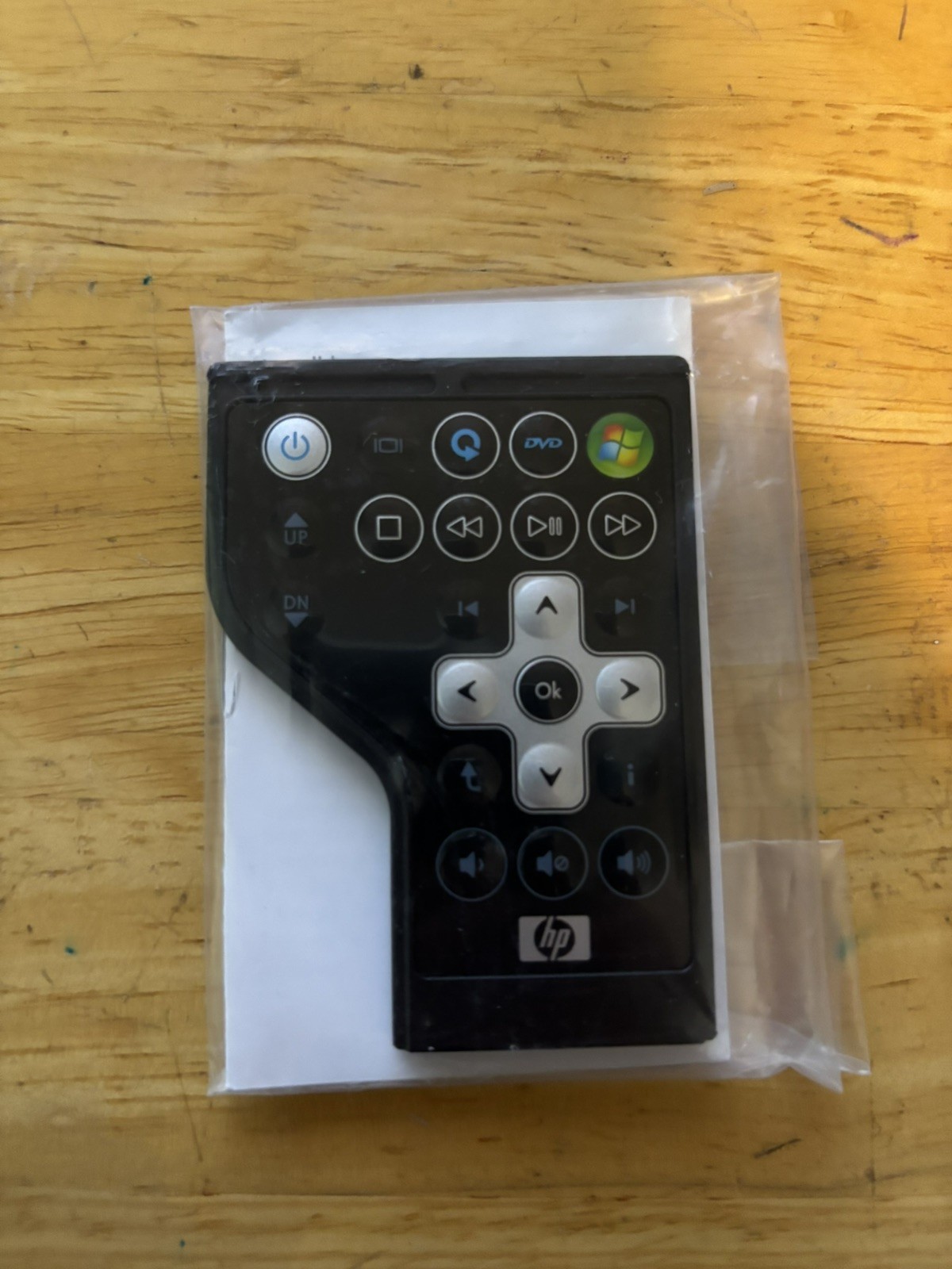 HP - Laptop Media Remote Control -  p/n 396975-002 rev B - NEW & SEALED