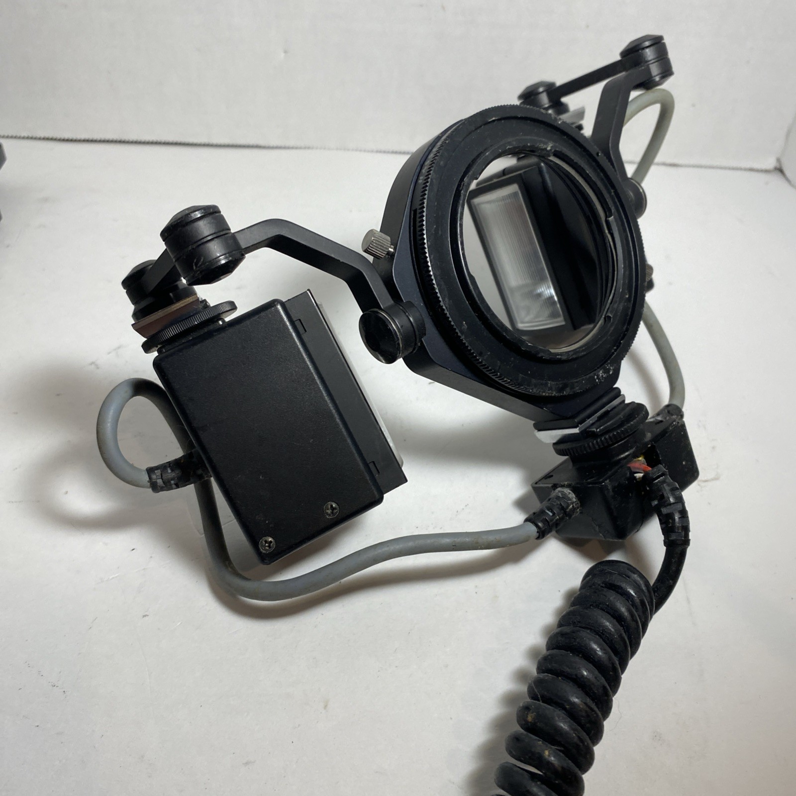 Hasselblad Macro Flash 2802 M/C with Manual - Untested As Is