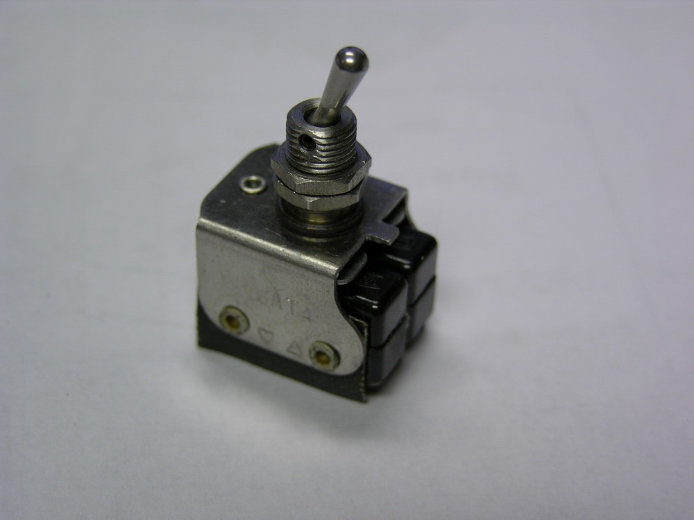 Mil-Spec Honeywell 6AT4 DPDT 1/4" Bushing Panel Mount Toggle Switch Assembly