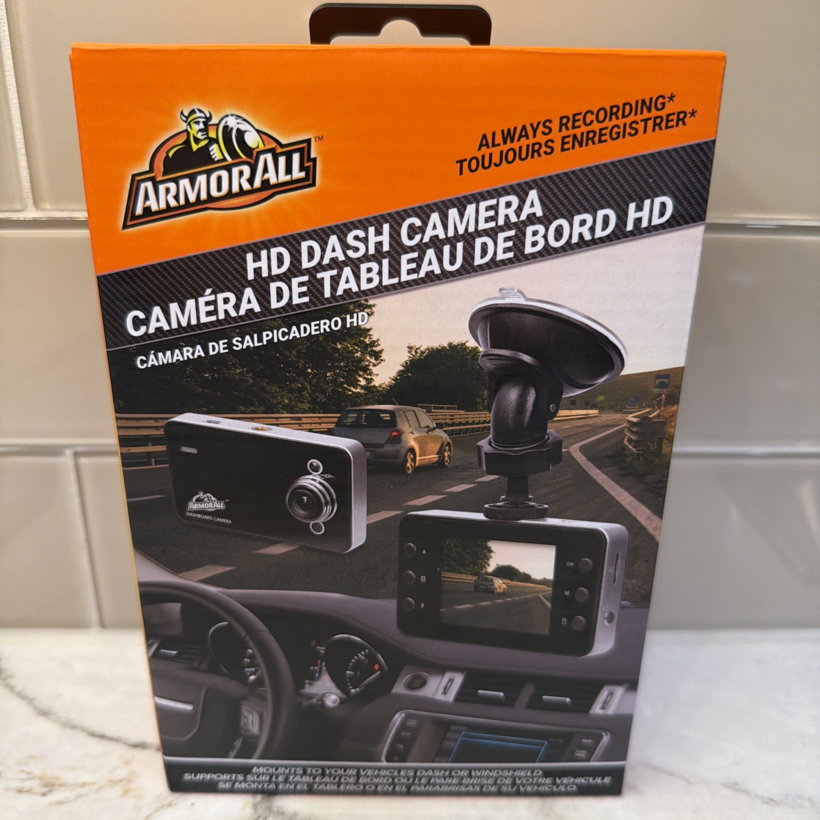 ArmorAll HD Dash Camera with Suction Mount 2.2" Color LCD Screen