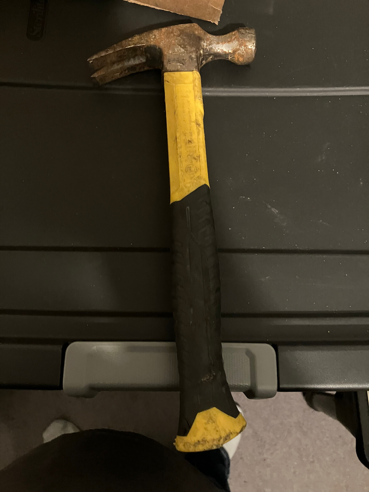 Claw Hammer with Fiberglass Handle – 16-Oz, YELLOW and Black