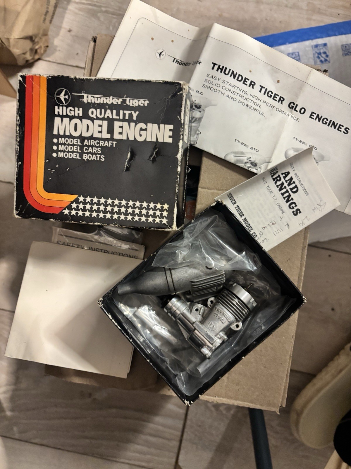 Thunder Tiger, 15 V With Muffler